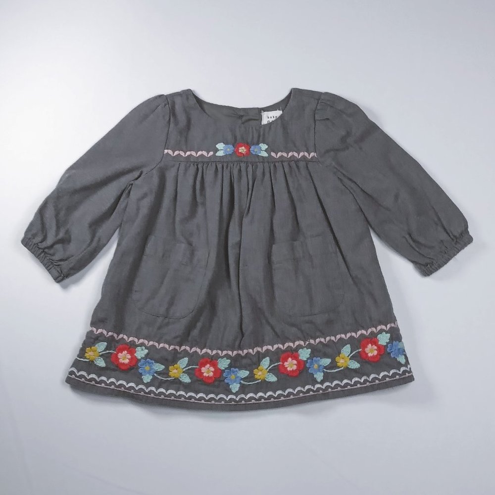 Baby Gap Gray Dress With Long Sleeves And Embroidered Flower Detail US 3-6M